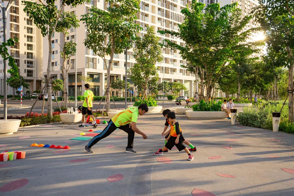 Sáp Nhập Phường Quận 7: Bước Chuyển Trong Mô Hình Đô Thị Hiện Đại Của TP. HCM 4 Sáp Nhập Góp Phần Từng Bước Phát Triển Đời Sống Tối Hơn Cho Cư Dân Tại Khu Vực Này