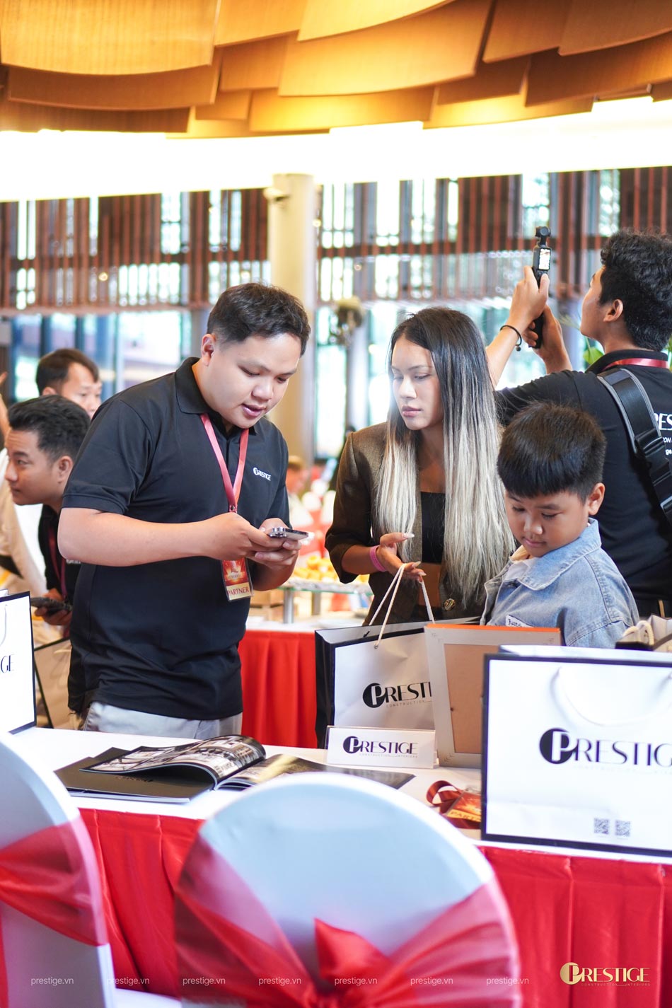 Prestige Tại Sự Kiên Mở Bán The Regency